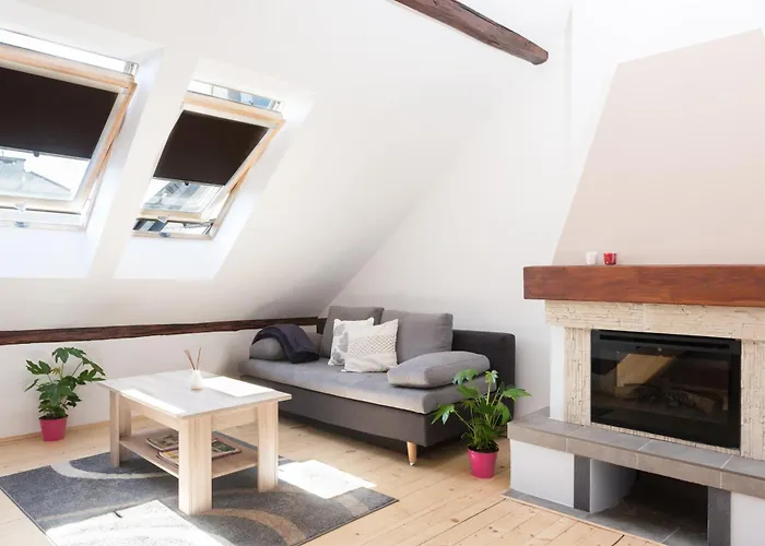 Charming Rustic Old Town Apartment